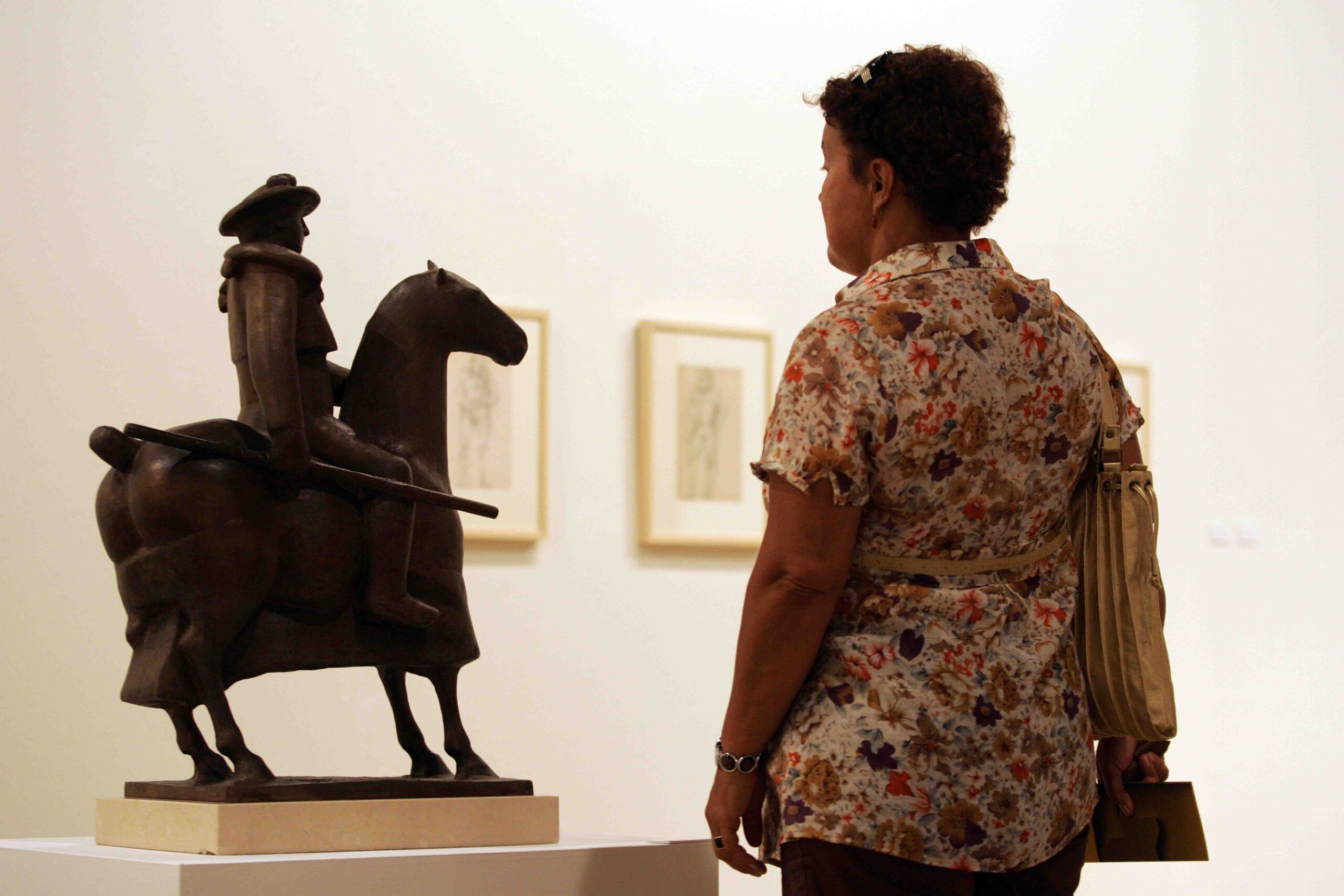 El bronce y la acuarela reinan en las exposiciones de toros y flamenco del Palacio del Almudí
