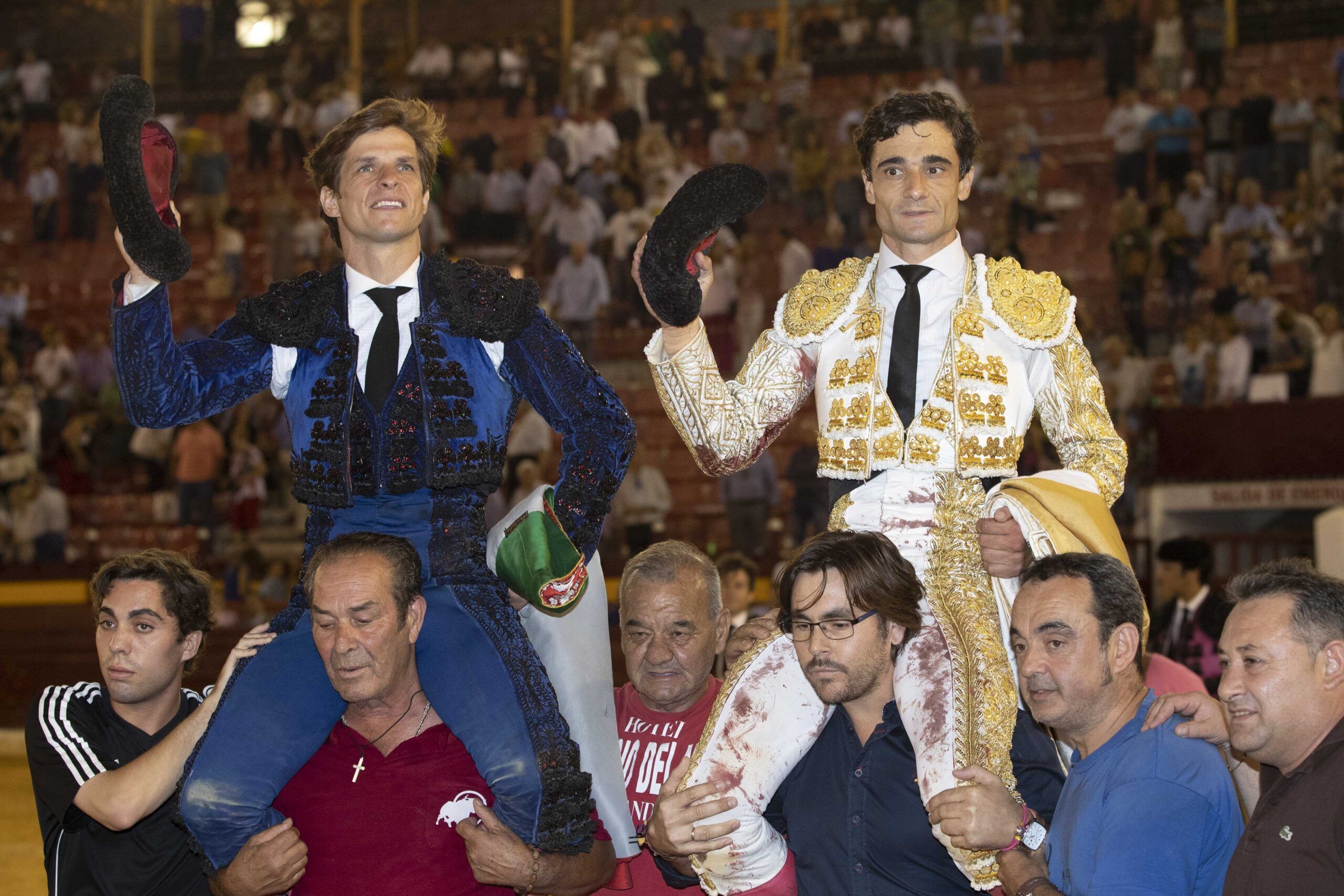 Paco Ureña corta cuatro orejas y El Juli dos en la segunda de la feria de Murcia