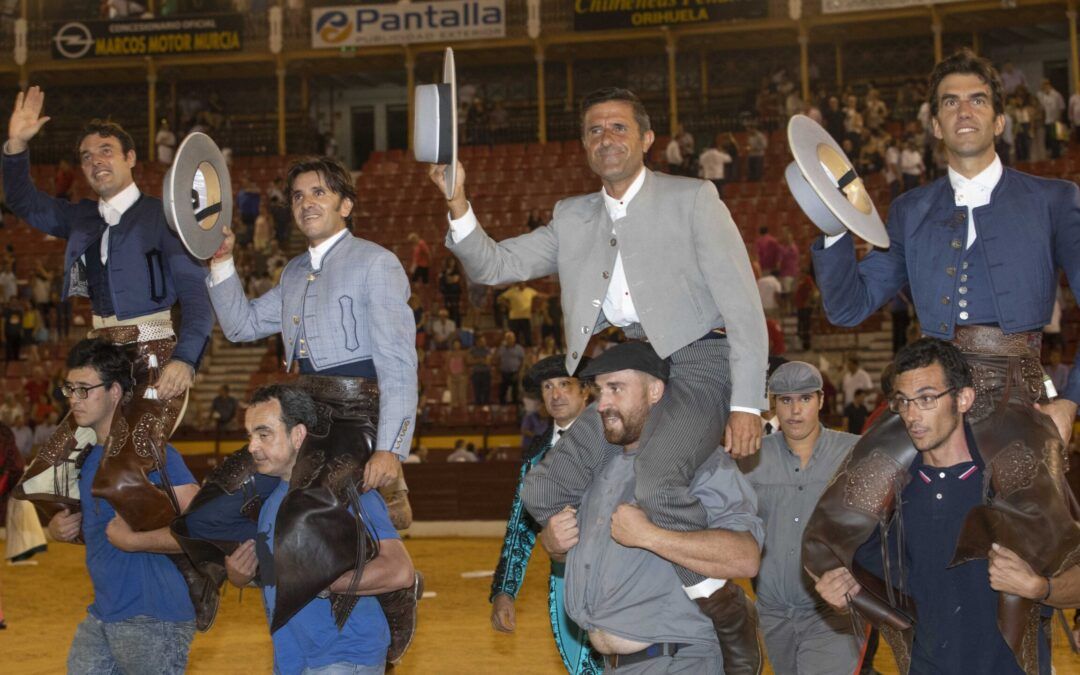 Andy Cartagena, Sergio Galán y Diego Ventura, a hombros en el cierre de la feria de Murcia