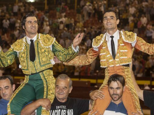 Morante y Ureña abren la Puerta Grande en la segunda corrida de Murcia