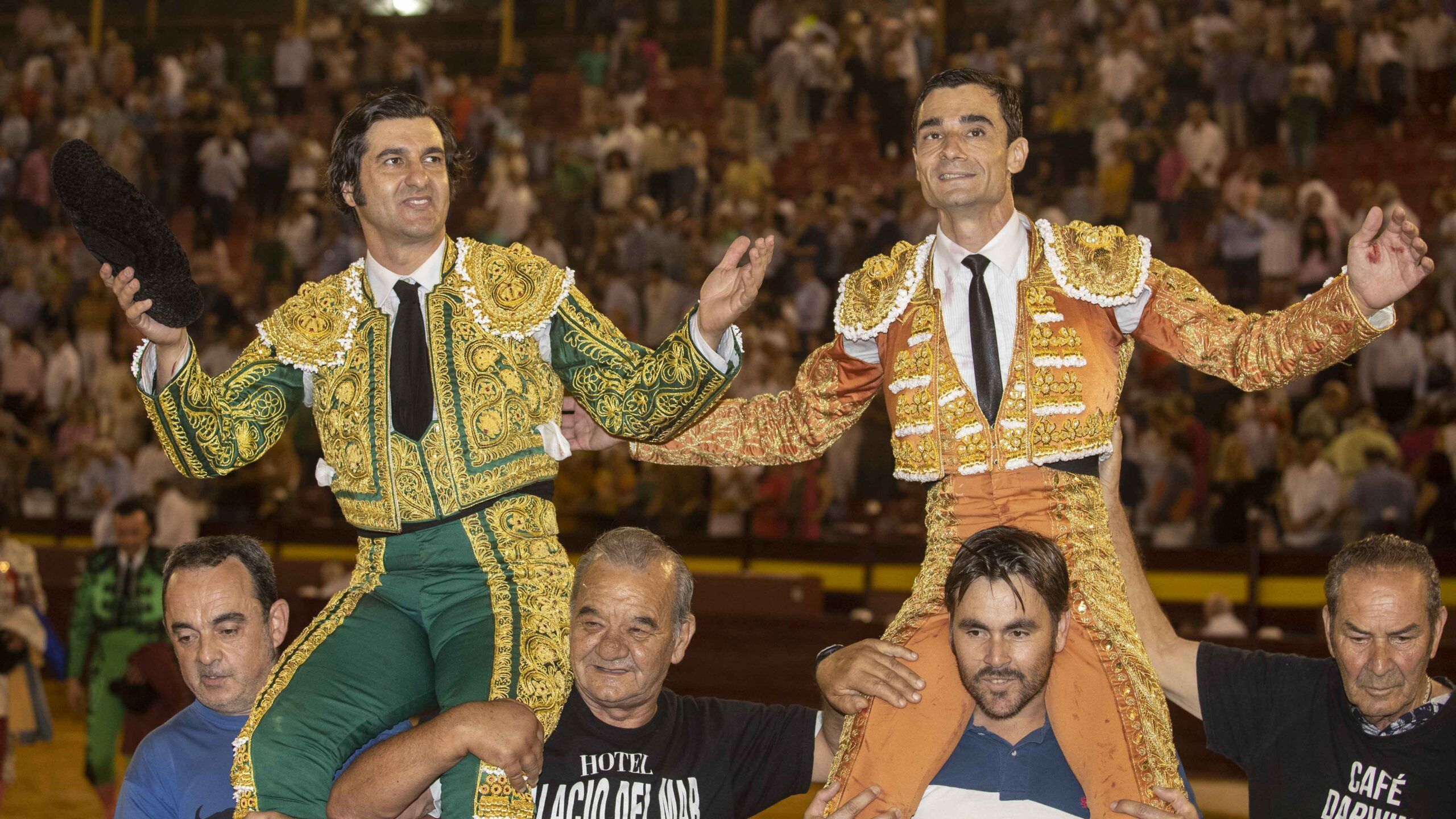 Morante y Ureña abren la Puerta Grande en la segunda corrida de Murcia