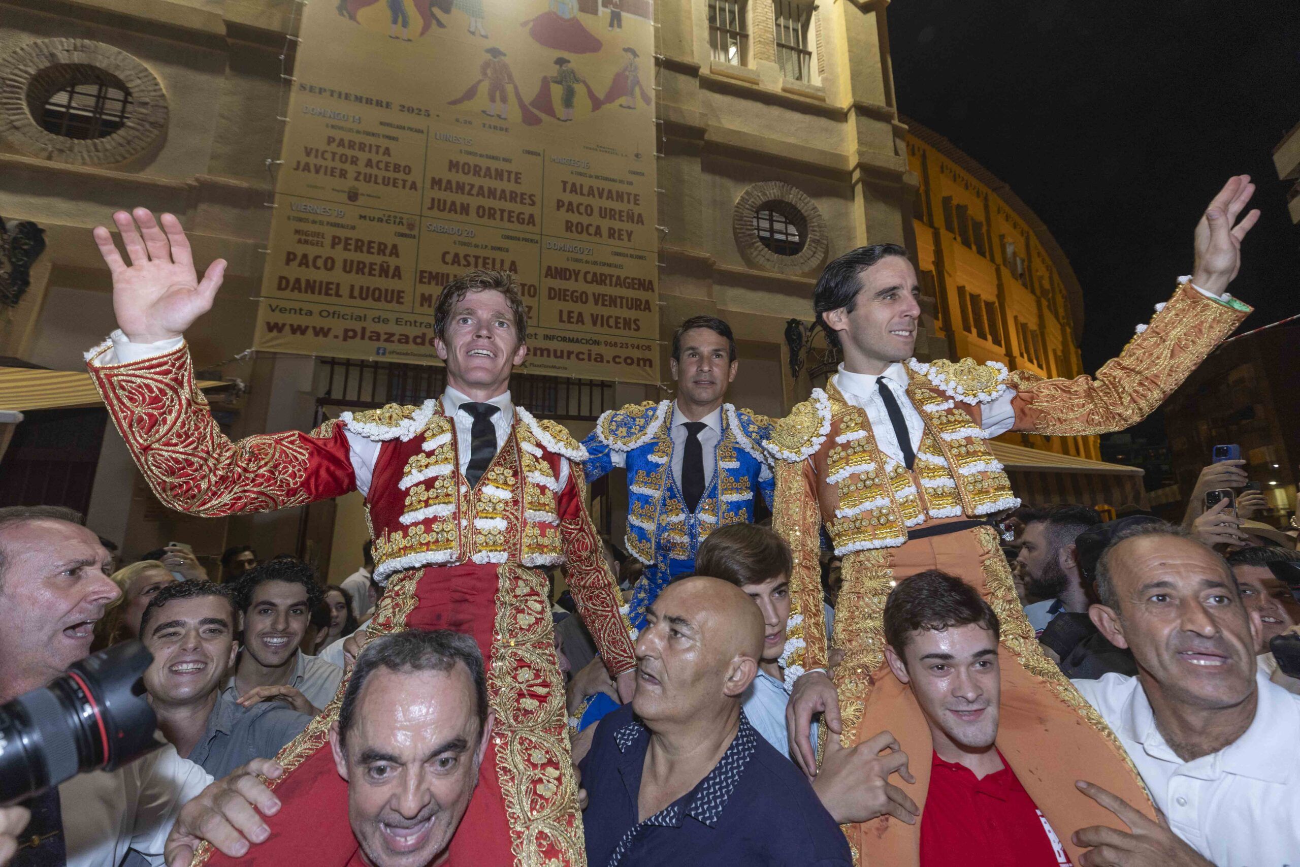 Manzanares, Juan Ortega y Borja Jiménez salen a hombros en Murcia